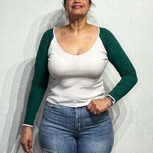 BDG White Long Sleeve Top Sz M